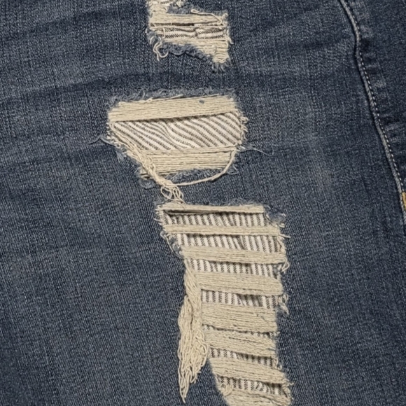 Lane Bryant Distressed Denim Cuff and Frayed Boho Festival Shorts Size 14 - Picture 2 of 5